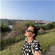 Maestra de Primaria y Profesora de Secundaria. Doy refuerzo y apoyo de todas las asignaturas, especialmente Lengua y Matemáticas